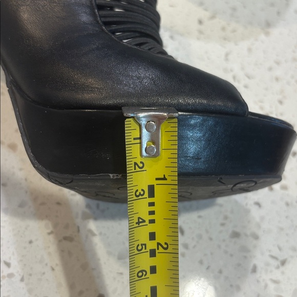 Jessica Simpson Heels - Picture 6 of 6